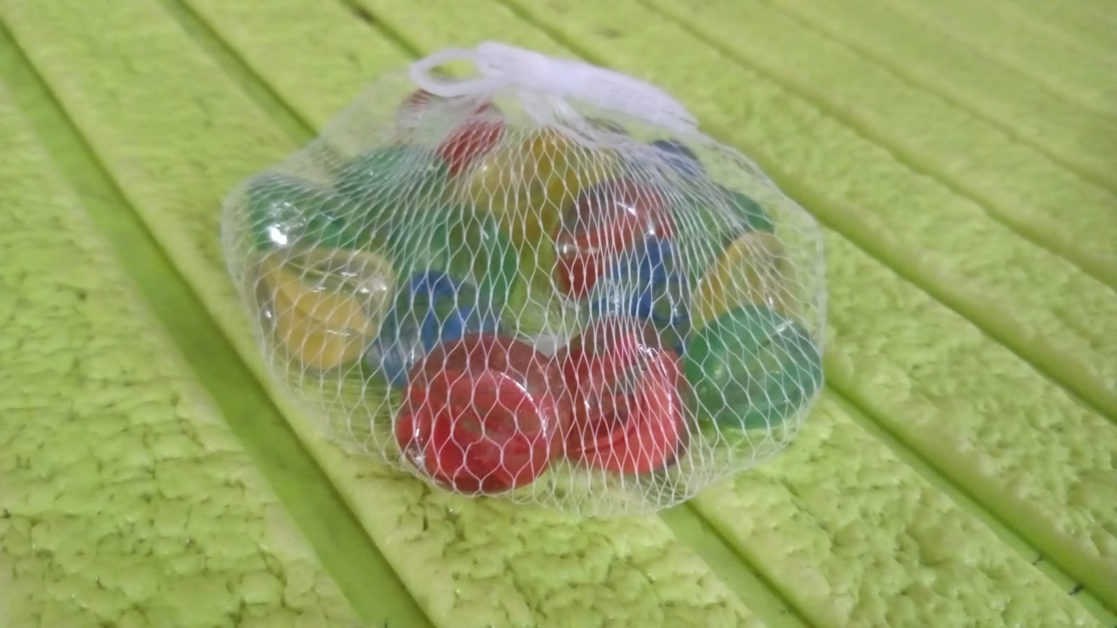 Multi-Color Decorative Stone for Garden / Lawn / Aquarium Fish Tank Gravel / Flower Pots Decoration Pebbles for Fish Bowl & All Purpose Attractive Stone Set