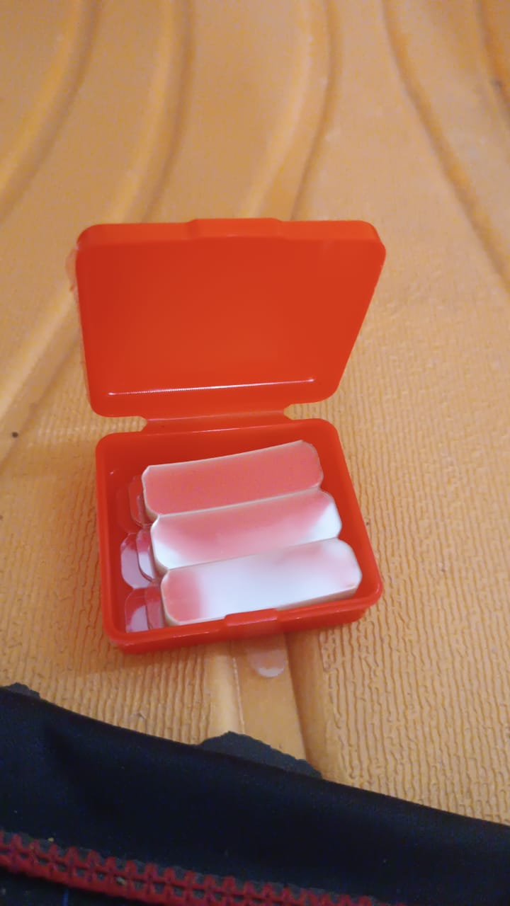 60-Piece (Approx) – Double-Sided Transparent Adhesive Stickers